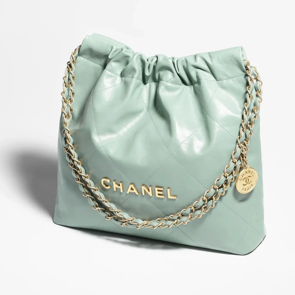 布拉格必買名牌1. Chanel 22 肩背包