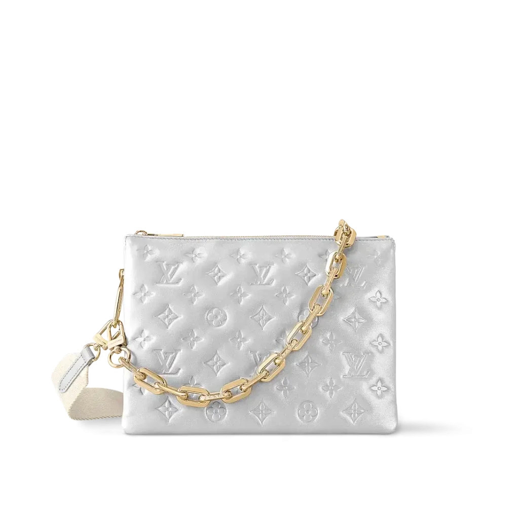 布拉格必買名牌3. Louis Vuitton Coussin