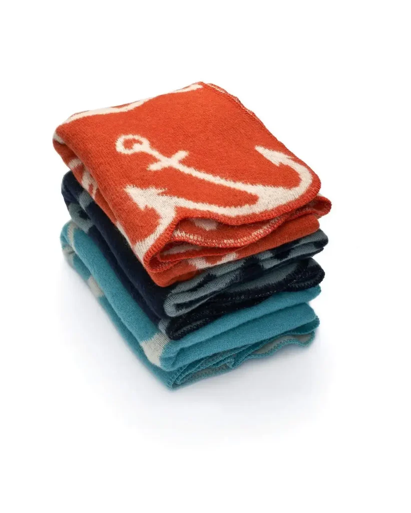 冰島必買精品3. Vík Prjónsdóttir 設計毛毯