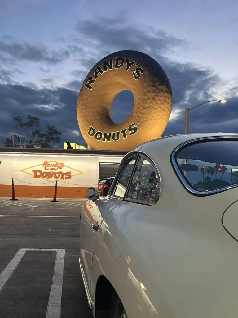 Randy’s Donuts