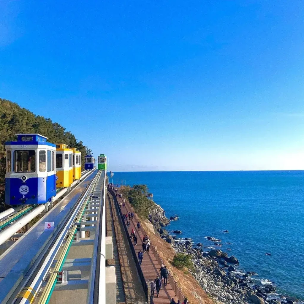 釜山景點 海雲台藍線公園天空膠囊列車