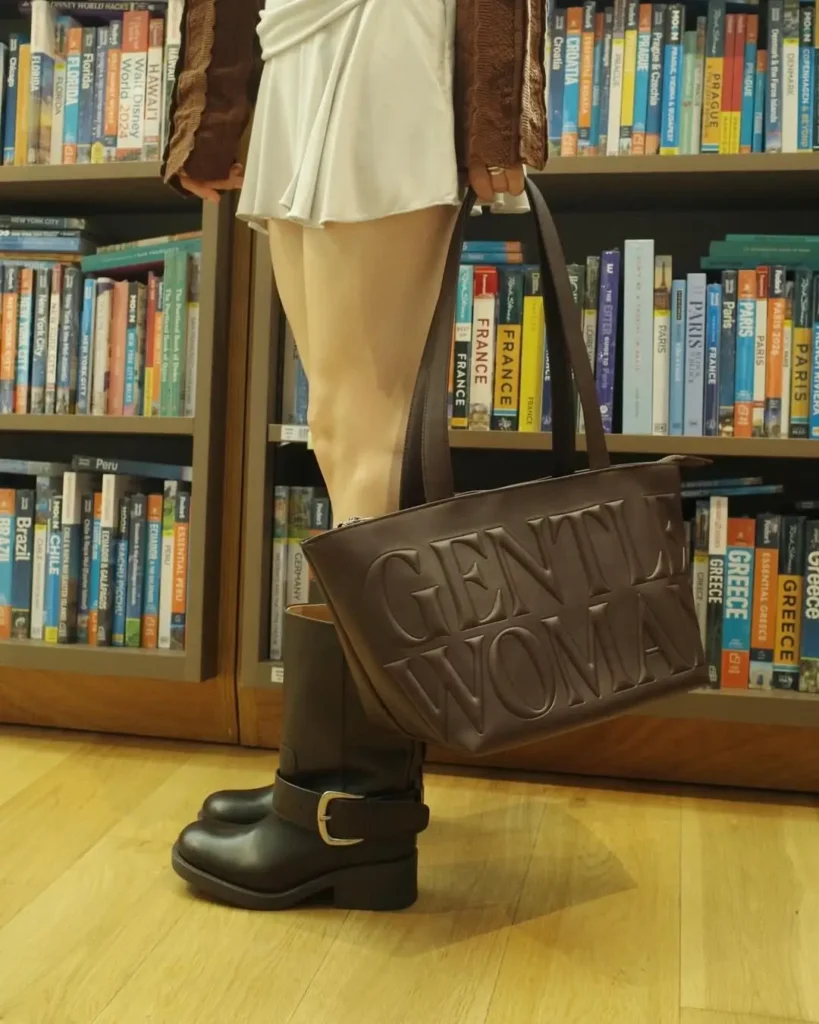 泰國買什麼便宜：泰國本土設計包包（價格與設計雙贏）