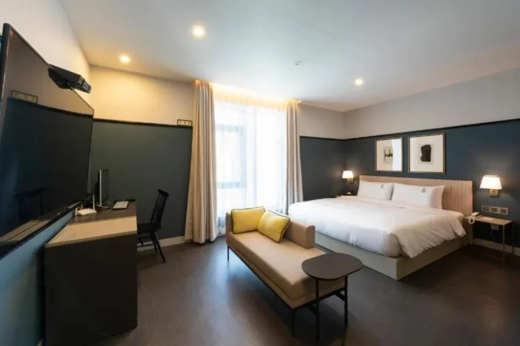 西面住宿推薦 西面棕色點點商務飯店