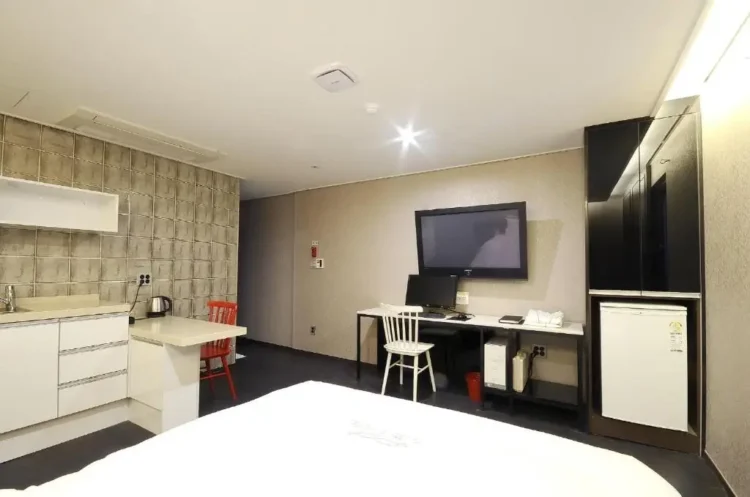 西面住宿推薦 西面皇后飯店